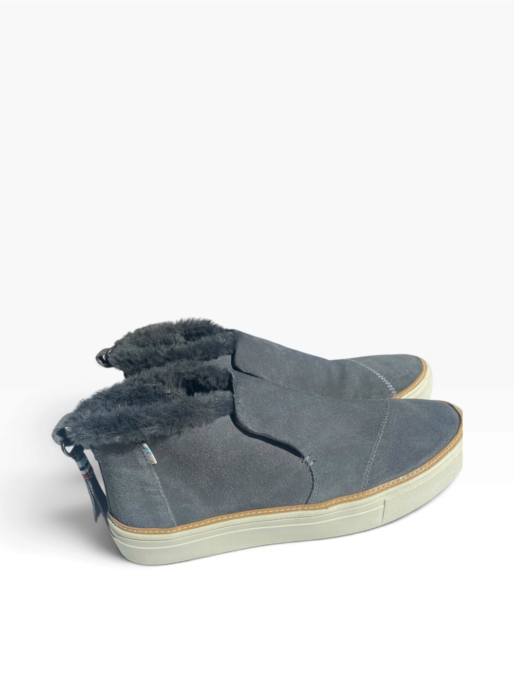 TOMS Paxton Women’s 8.5 Gray Suede Faux Fur Lined Slip On Sneaker Boots 10012386